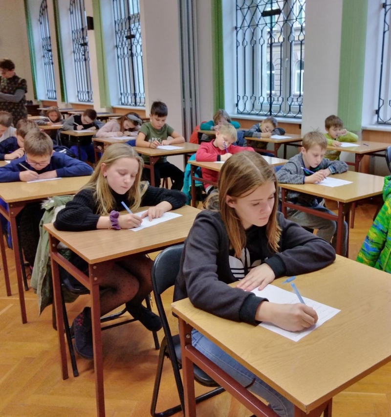 foto: Laureaci Międzyświetlicowego Konkursu Ortograficzno-Plastycznego